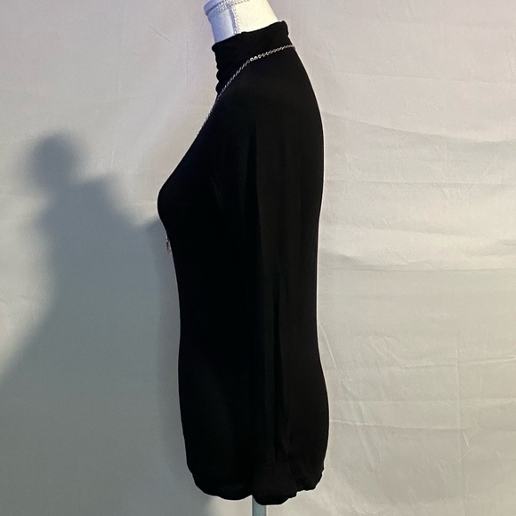 Tops/T-Shirts/Tanks👚 - 2 for $15 or 3 for $20 (Mix & Match) - Picture 3 of 4